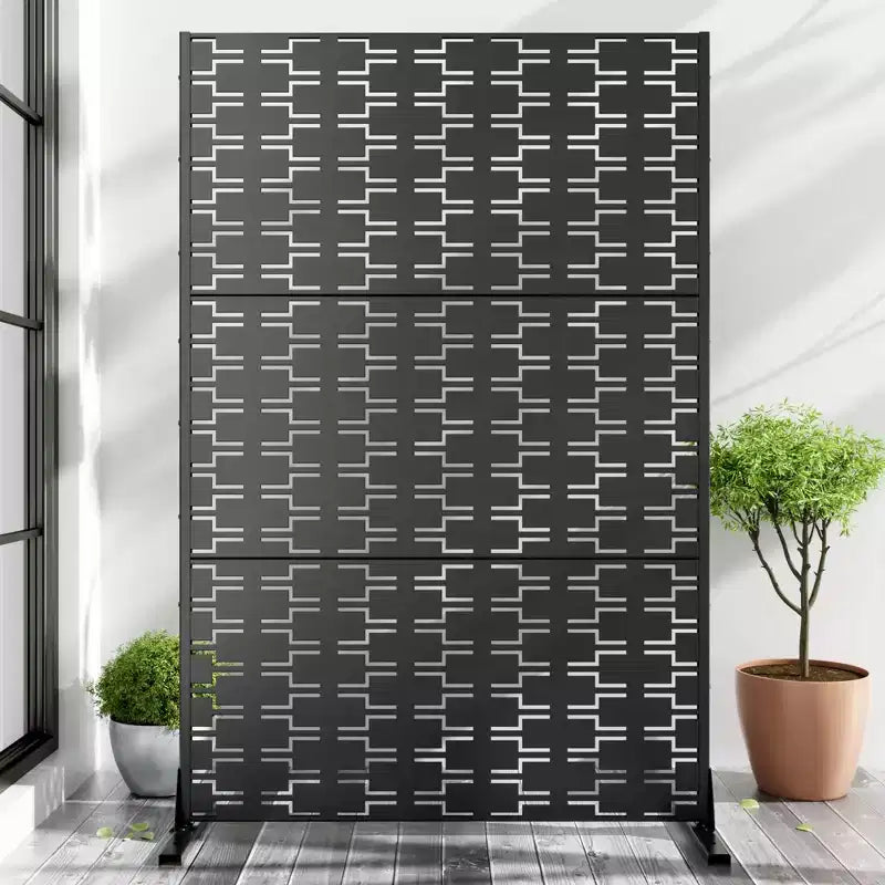 MAYEERTY Outdoor and Indoor Privacy Screen Galvanized Steel Screen Freestanding Decorative Privacy Screen Black