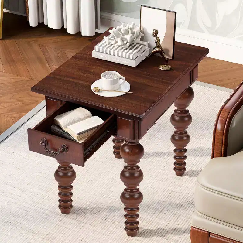 Table basse en bois massif style vintage