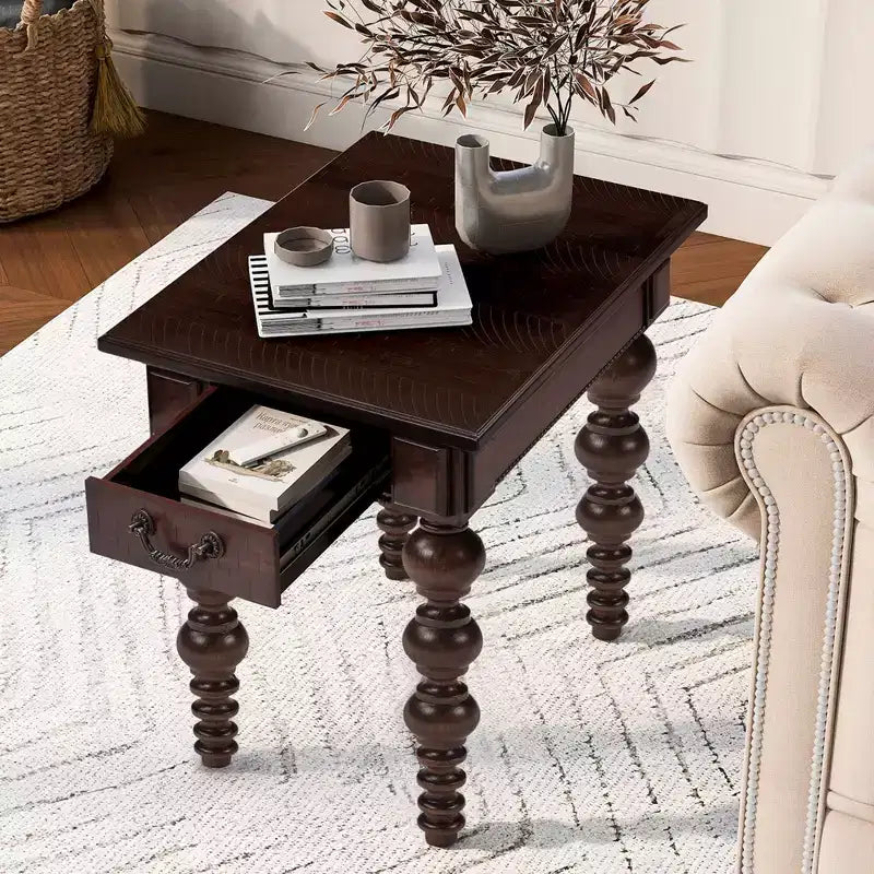Table basse en bois massif style vintage