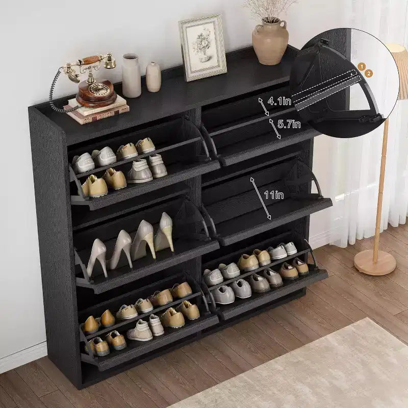 Meuble à chaussures avec tiroirs basculants en bois caché