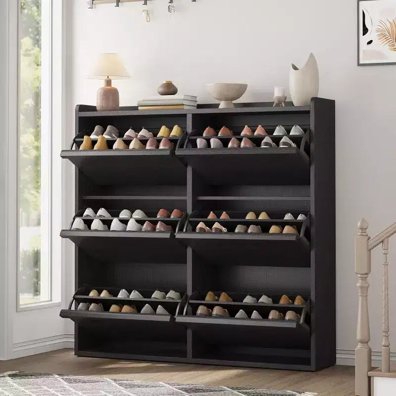 Meuble à chaussures avec tiroirs basculants en bois caché