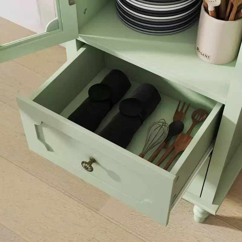 Armoire de cuisine avec portes vitrées