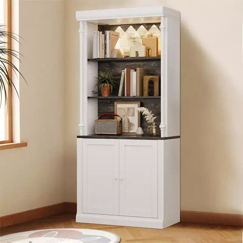 Armoire de cuisine avec éclairage LED et huche de rangement haute