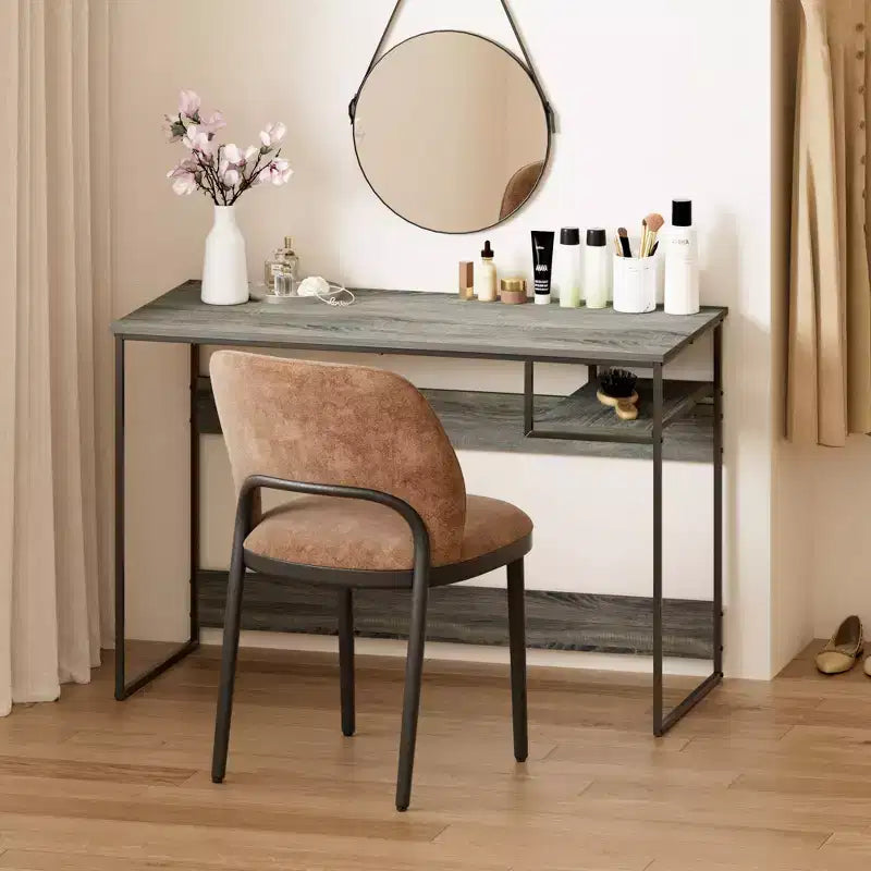 Bureau informatique avec compartiment de rangement