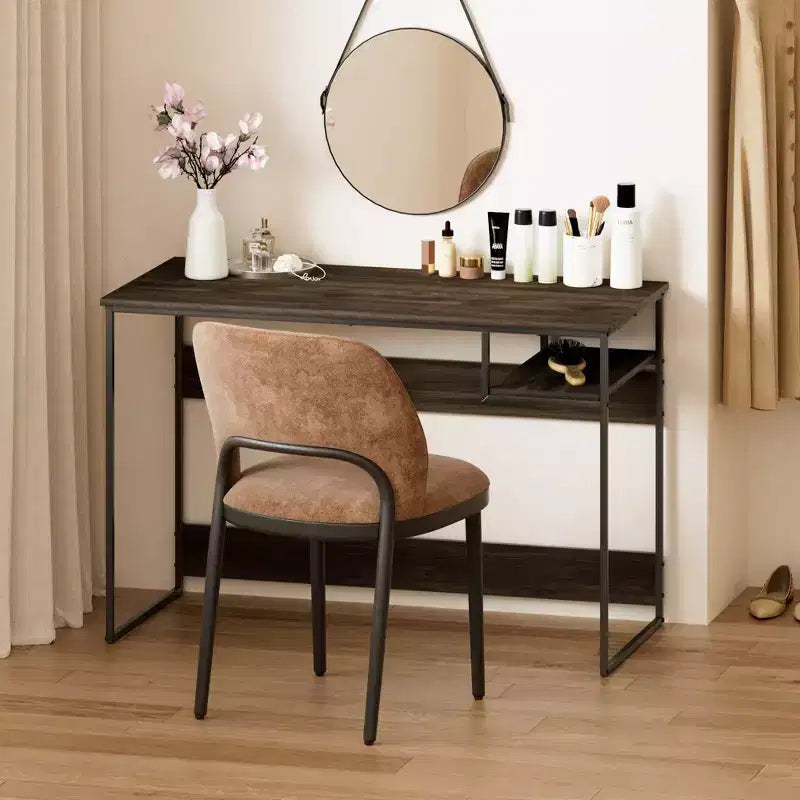 Bureau informatique avec compartiment de rangement
